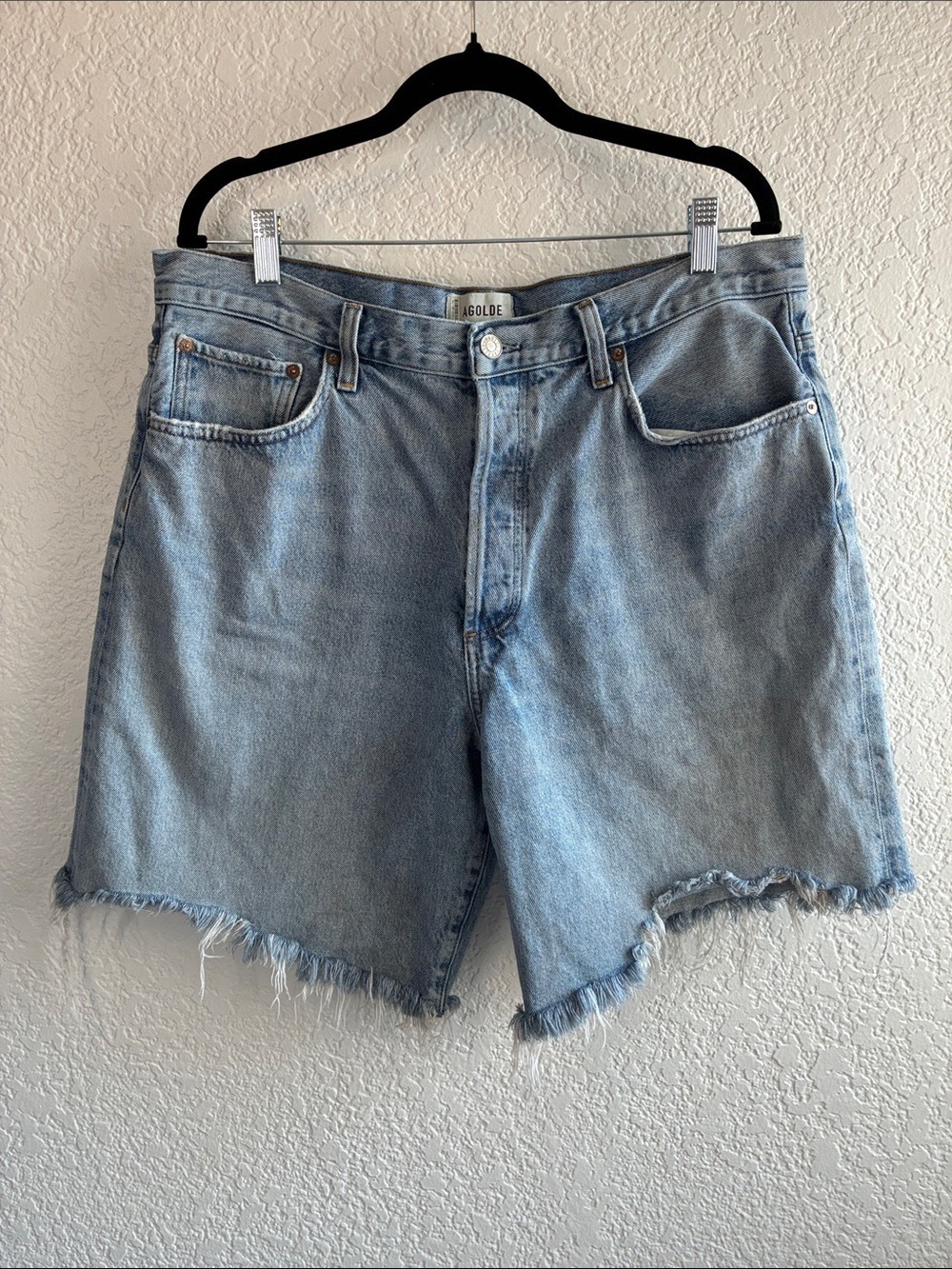 AGOLDE Indra Long Denim Shorts Medium Blue Wash Raw Hem Jorts 31 - Picture 5 of 9